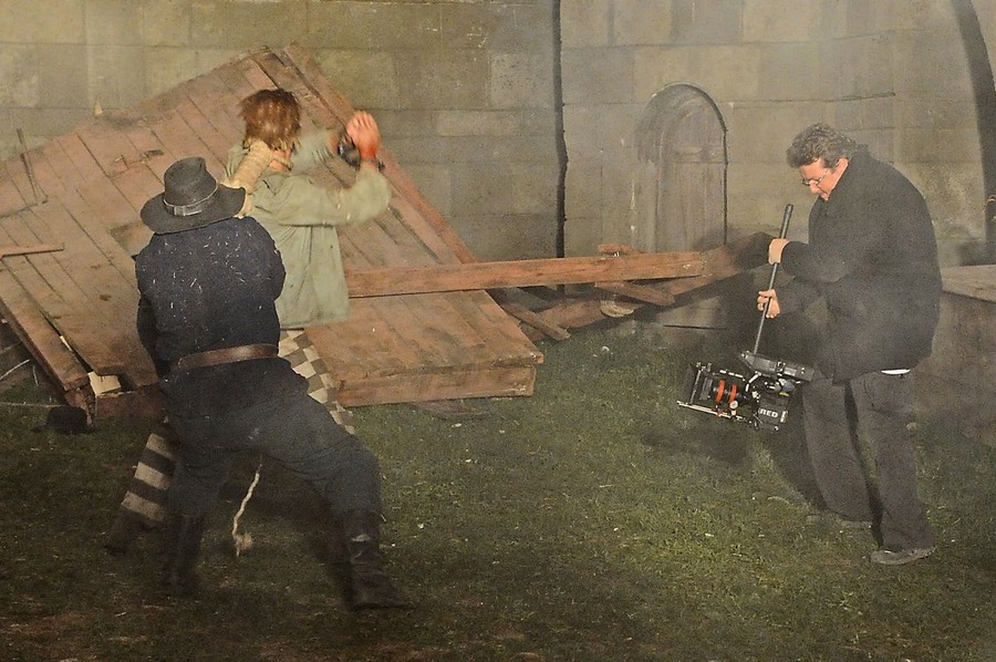 Roel_Reine_Dead_in_Tombstone_Red_Epic_27.jpg